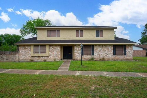 9103 Meaux Dr, Houston, TX, 77031-1720 | Card Image