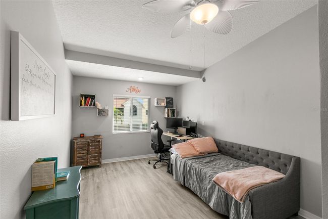 Main floor- bedroom 1. | Image 22