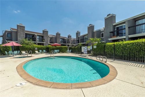 unit-21-23549 Victory Blvd, West Hills, CA, 91307-3229 | Card Image