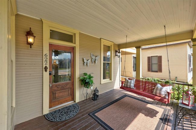 622 W 7 Th St, House other with 4 bedrooms, 3 bathrooms and null parking in Taylor TX | Image 4
