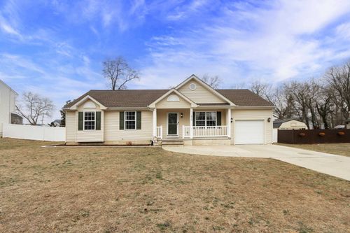 426 Amanda Ct, Vineland, NJ, 08360-6526 | Card Image