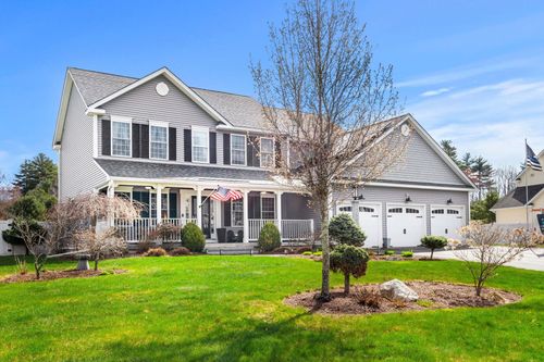 30 Hunter Mill Way, Londonderry, NH, 03053-2295 | Card Image