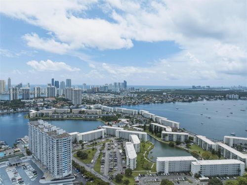 h106-2855 Leonard Dr, Aventura, FL, 33160-3939 | Card Image