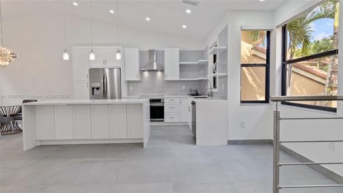 apt-202-15533 Miami Lakeway N, Miami Lakes, FL, 33014-5561 | Card Image
