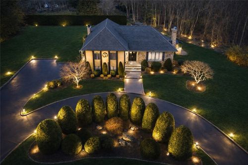 6 Christopher Dr, Johnston, RI, 02919-1219 | Card Image