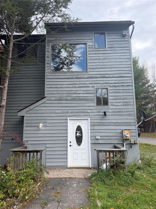10 Edelweiss Dr, Woodridge, NY, 12789-5805 | Card Image