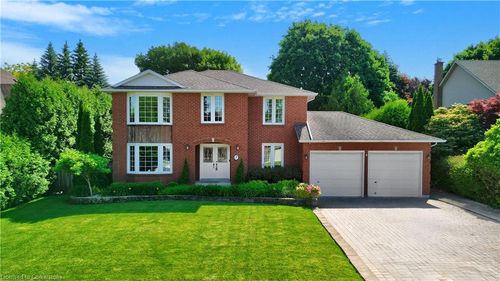 3 Tristan Court, Waterdown, ON, L9H7G7 | Card Image
