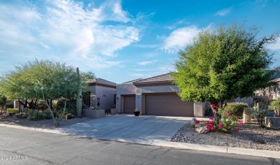 6658 E Whispering Mesquite Trail, House other with 3 bedrooms, 3 bathrooms and null parking in Scottsdale AZ | Image 1