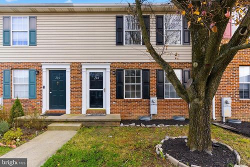 204 Banbury Ter, WINCHESTER, VA, 22601-5700 | Card Image