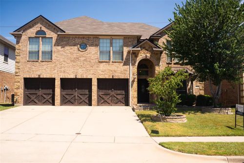 5844 Summerwood Drive, Grand Prairie, TX, 75052 | Card Image