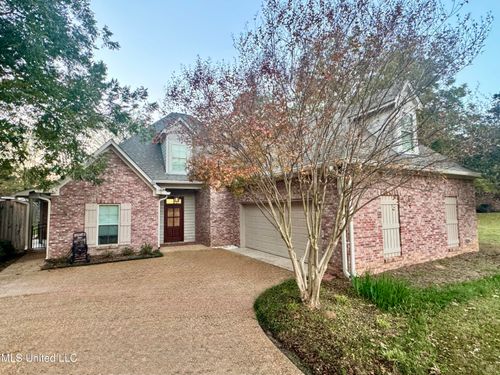 101 Sandstone, Brandon, MS, 39047-7421 | Card Image