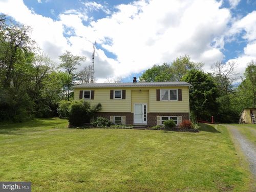 1045 Lockport Rd, LEWISTOWN, PA, 17044-8006 | Card Image