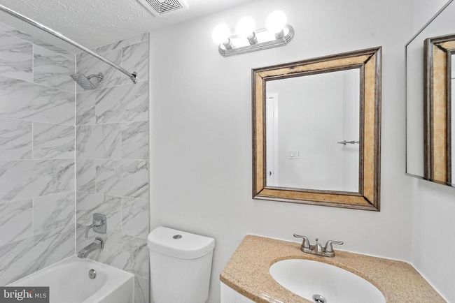 12312 Streamvale Cir, House other with 5 bedrooms, 5 bathrooms and null parking in HERNDON VA | Image 29