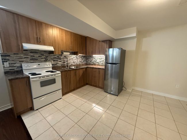 BSMT - 140 Rushworth Dr, House other with 2 bedrooms, 1 bathrooms and 1 parking in Ajax ON | Image 9