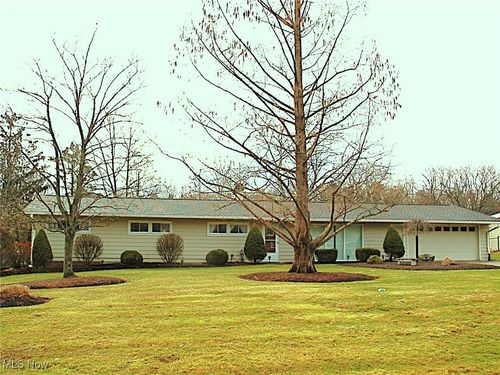 6626 Hawthorne Dr, Brecksville, OH, 44141-1040 | Card Image