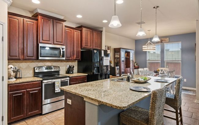 1902 Barlow Trl, House other with 4 bedrooms, 2 bathrooms and null parking in Corpus Christi TX | Image 8