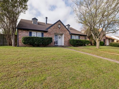431 Whitney St, Cedar Hill, TX, 75104-2237 | Card Image