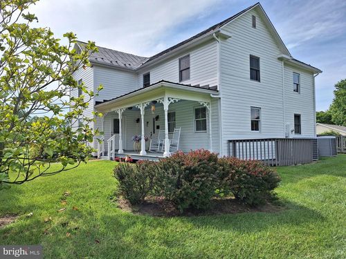 2-b-8272 E Main St, MARSHALL, VA, 20115-3276 | Card Image