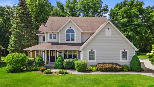 163 11th Ave, Union Grove, WI, 53182-1282 | Card Image