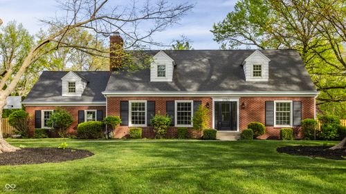 3750 Briarwood Dr, Indianapolis, IN, 46240-3570 | Card Image