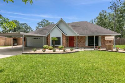 134 Winnie Circle, House other with 3 bedrooms, 2 bathrooms and null parking in Silsbee TX | Image 3