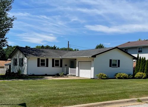 1708 Green St, Peru, IL, 61354-1637 | Card Image