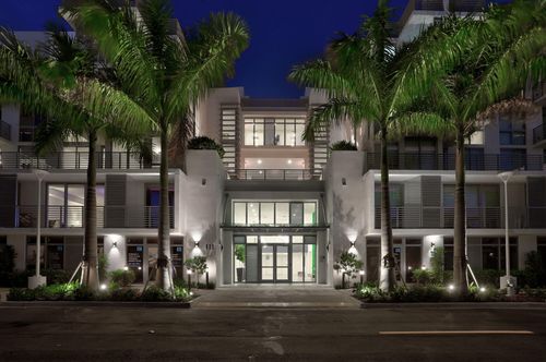 218-111 Se 1st Ave, Delray Beach, FL, 33444-3676 | Card Image