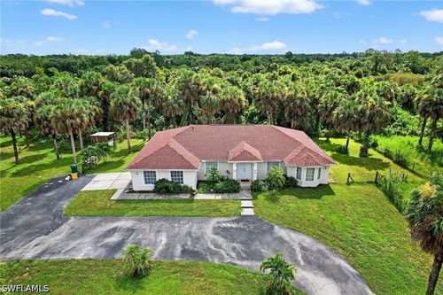 850 29th St Sw, NAPLES, FL, 34117-3119 | Card Image