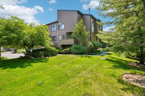 20-20 Aspen Ct, Nanuet, NY, 10954-3815 | Card Image