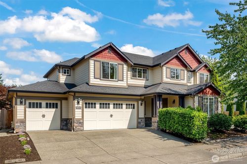 27458 237th Ave Se, Maple Valley, WA, 98038-8110 | Card Image