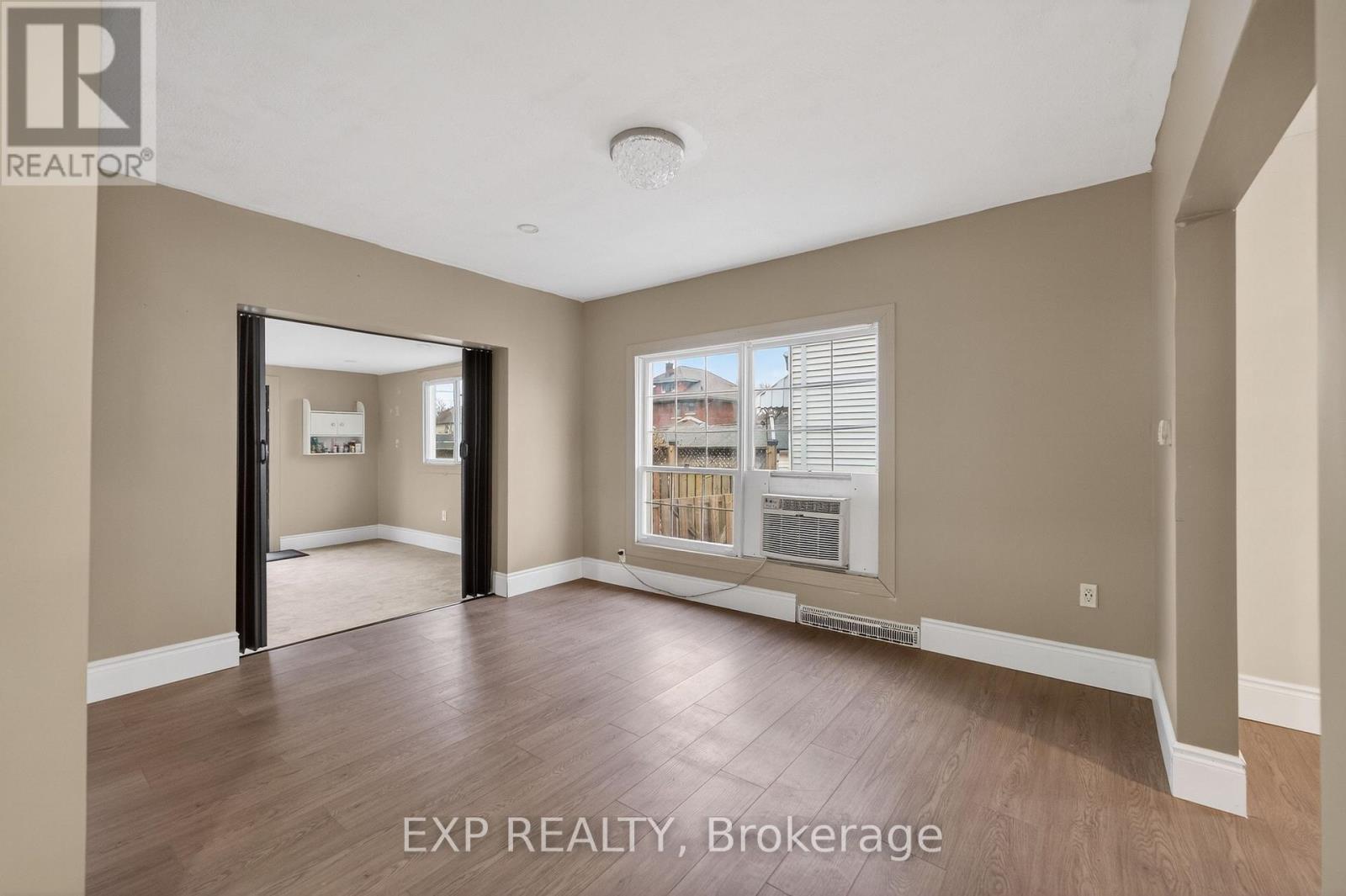 Residential in Niagara Falls (Cherrywood) 3