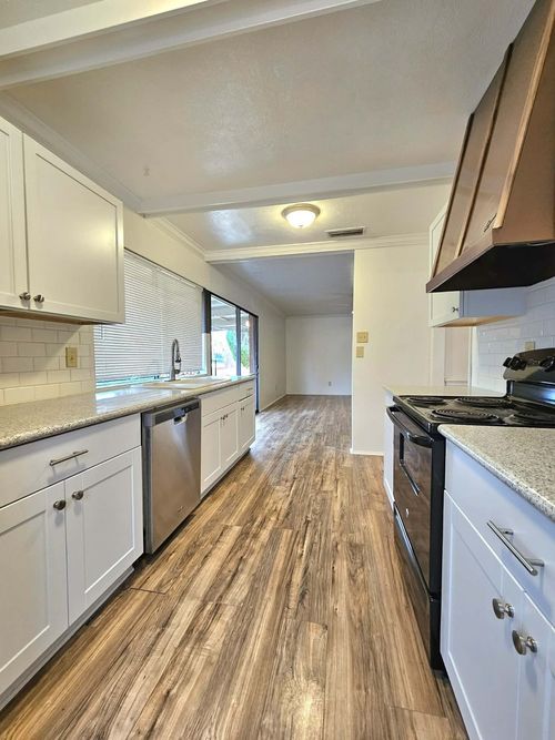 9222 Fairmont Cir, Rowlett, TX, 75088-4648 | Card Image