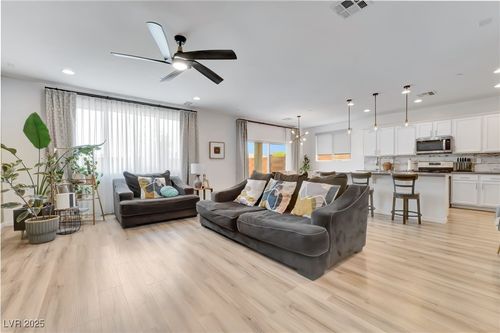 1000 Cetona Ct, Henderson, NV, 89011-2690 | Card Image