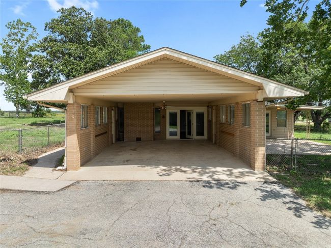 2255 Old Colony Line Rd, House other with 3 bedrooms, 2 bathrooms and 4 parking in Lockhart TX | Image 31