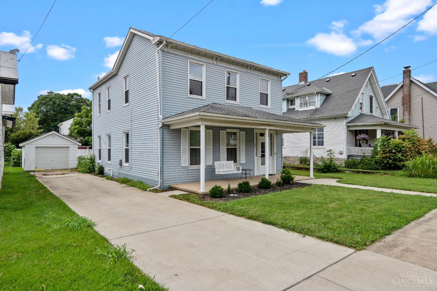 Residential in Seven Mile 3
