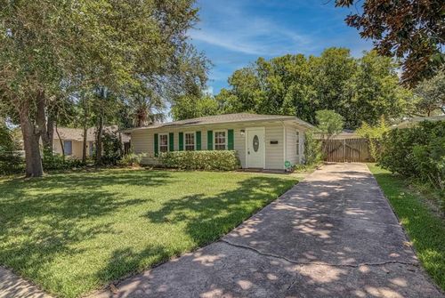 123 Marlin Ave, Galveston, TX, 77550-3127 | Card Image