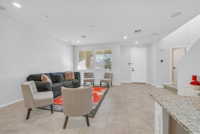 3306 Palindrome Avenue, Townhouse with 2 bedrooms, 2 bathrooms and null parking in Henderson NV | Image 3