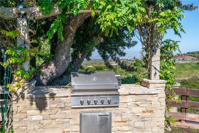 27064 Sunnyridge Rd, House other with 3 bedrooms, 2 bathrooms and 2 parking in Palos Verdes Peninsula CA | Image 39