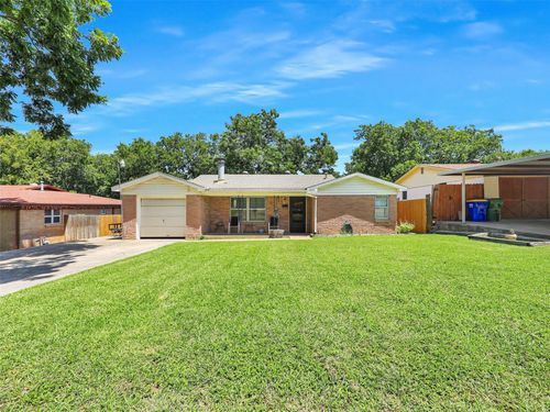 8532 Gibbs Drive, White Settlement, TX, 76108 | Card Image