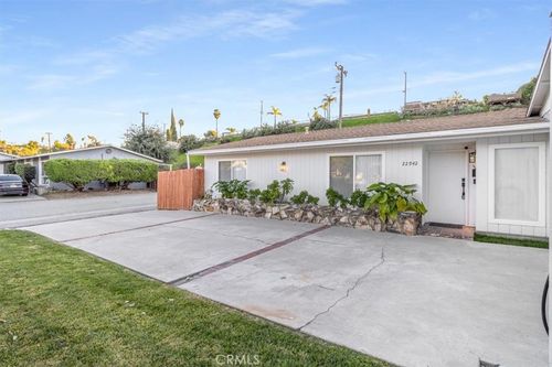 22942 Sunset Crossing Rd, Diamond Bar, CA, 91765-1031 | Card Image