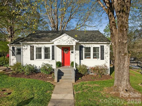 713 Prospect St Nw, Lenoir, NC, 28645-4152 | Card Image