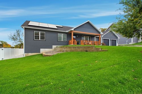 39 Jean Cir, Chicopee, MA, 01020-3523 | Card Image