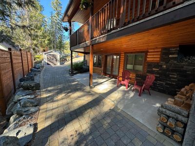 87 Larson Rd, House other with 4 bedrooms, 3 bathrooms and 4 parking in Christina Lake BC | Image 2