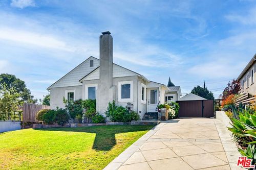 5910 W 77th Pl, LOS ANGELES, CA, 90045-2935 | Card Image
