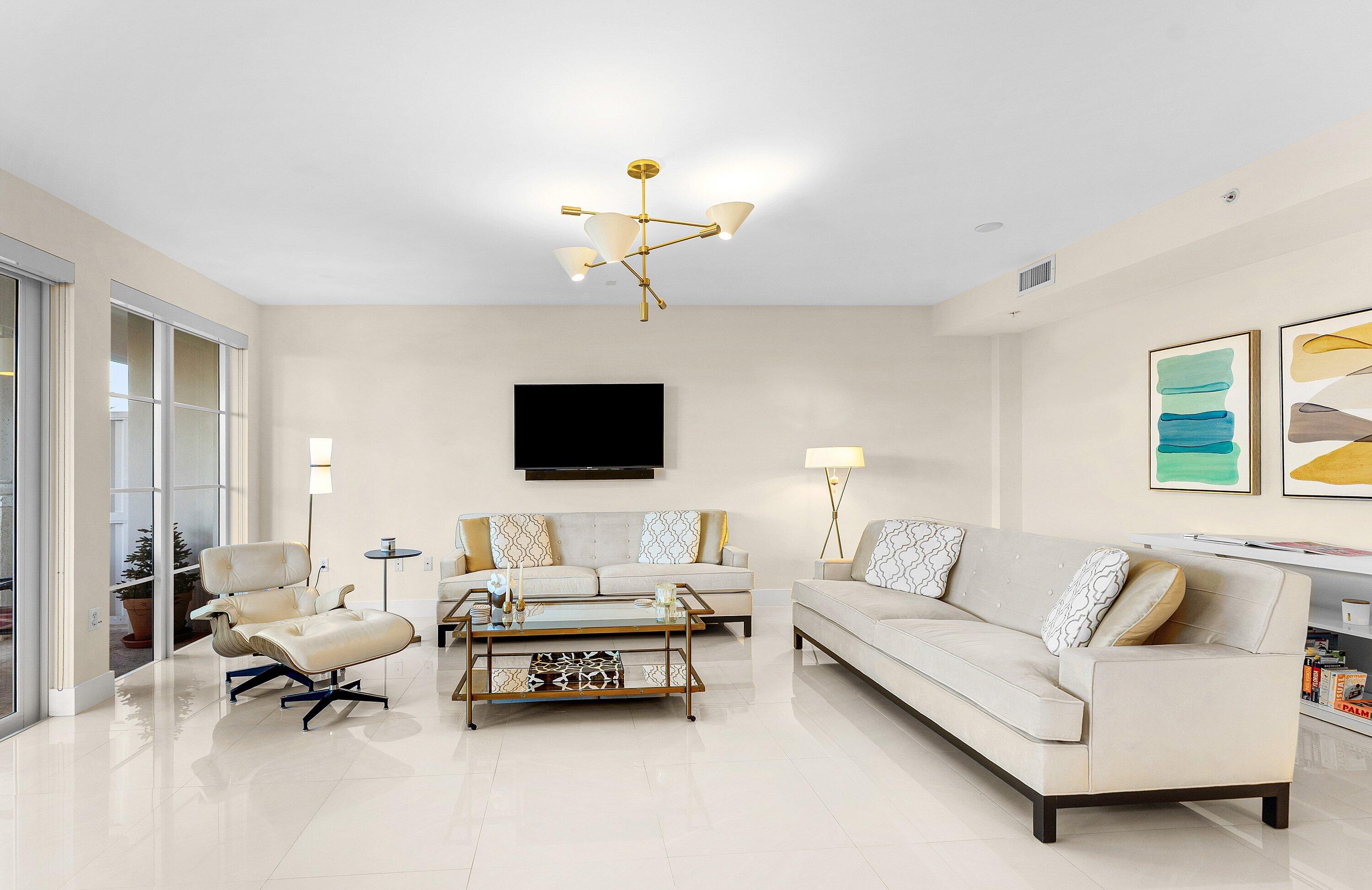 Residential in Palm Beach Shores 3