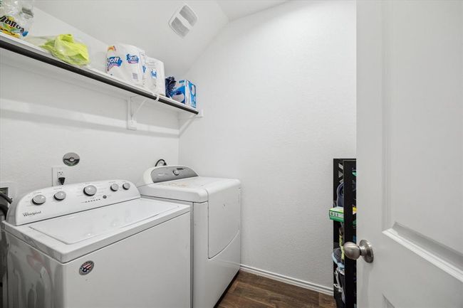 922 Forest Vw, House other with 5 bedrooms, 3 bathrooms and 3 parking in New Caney TX | Image 30