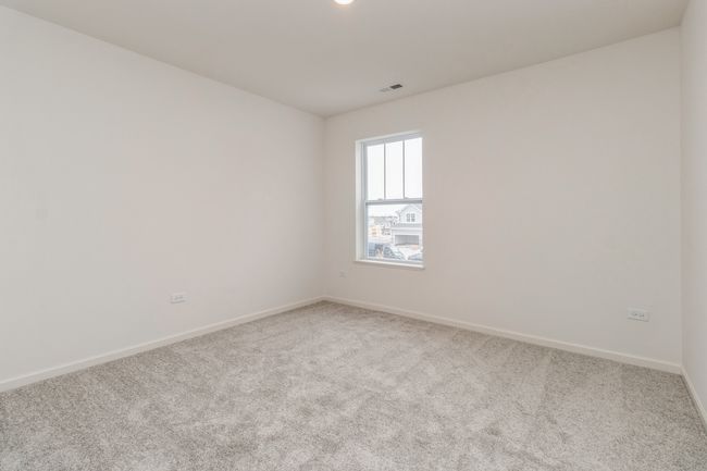 25624 W Springview Dr, Home with 3 bedrooms, 3 bathrooms and null parking in Plainfield IL | Image 10