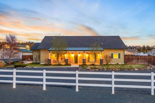 4290 Nw 39th Dr, Redmond, OR, 97756-3405 | Card Image