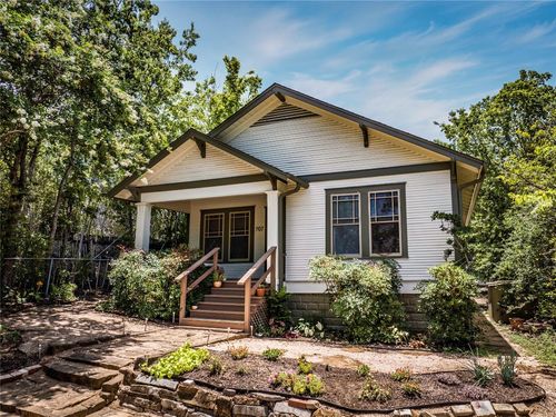 907 E 15th St, Austin, TX, 78702-1024 | Card Image