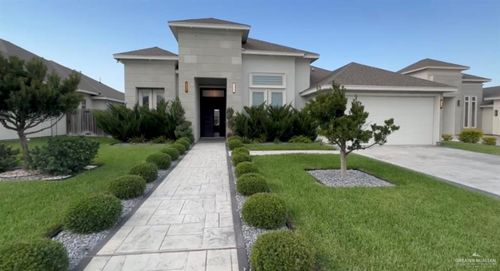 5016 Kendlewood Ave, McAllen, TX, 78501-0046 | Card Image